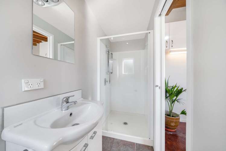 46a Farquhar Road Glendene_29