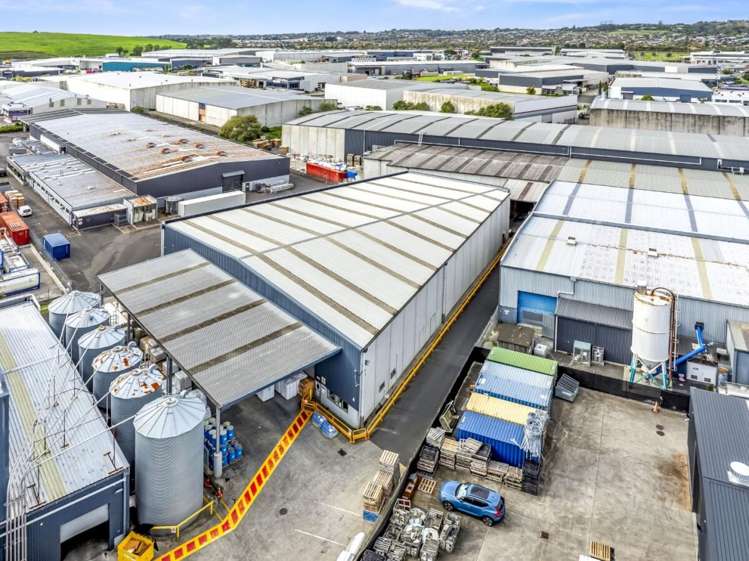 5 Sir William Avenue & 10 Barmac Place East Tamaki_10