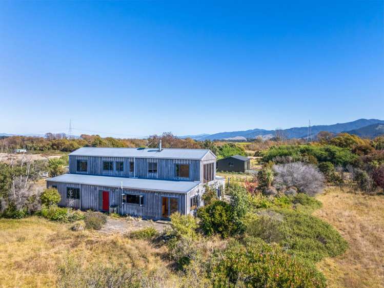 10 Bay End Rarangi_15