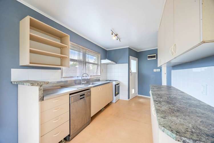 41 Ashgrove Road Mangere_9