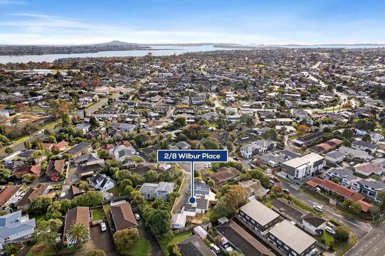 2/8 Wilbur Place Pakuranga Heights_17