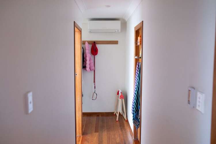 3 Sunny Grove Wainuiomata_8