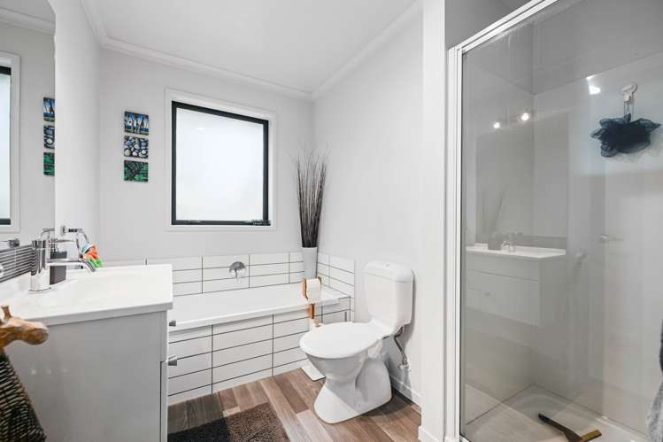 5c Galahad Court Rototuna North_11