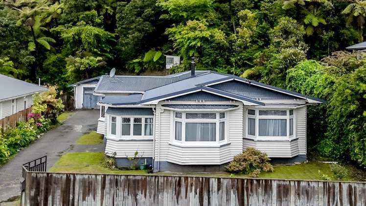 13 Lydia Street Greymouth_33