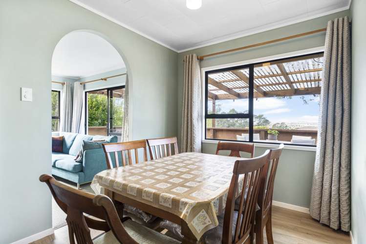 6 Lowell Place Massey_7