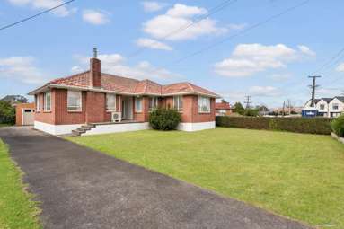 49 Yeovil Road_1