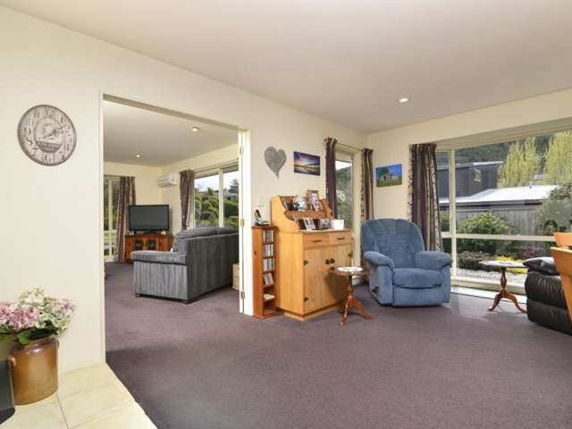 13 Whitby Close Waikawa_1