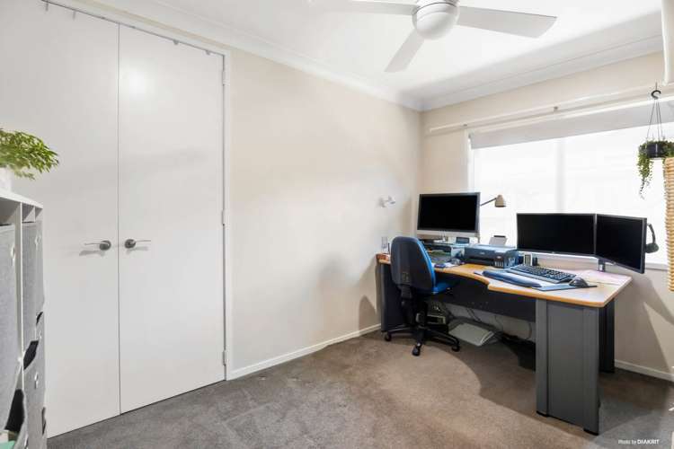 19 Vivian Wilson Drive Eastern Beach_11