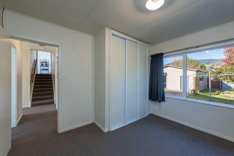 26 Keats Crescent Stoke_11