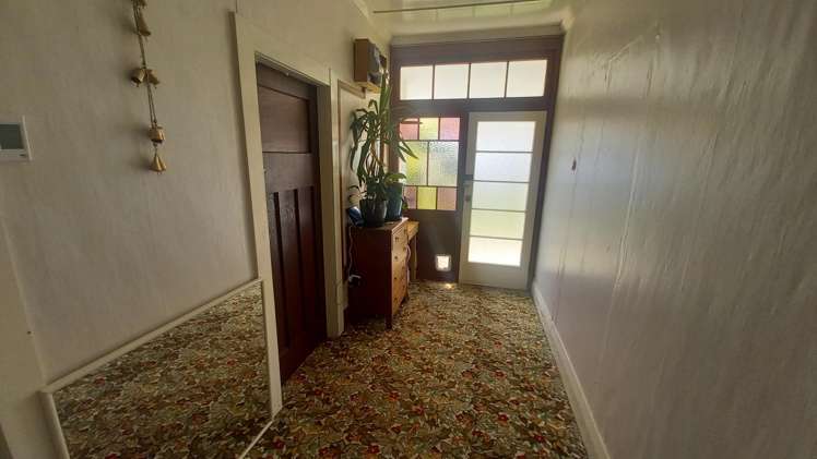 11,13 Birch Street Tuatapere_8