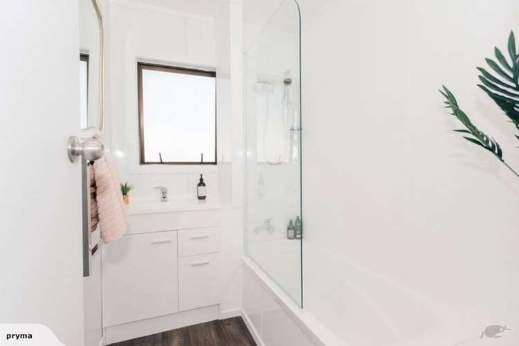  2/256 Porchester Road Takanini_9