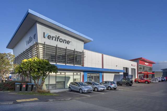 Prime multi-tenanted industrial investment