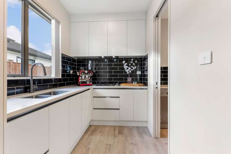 9 Holcroft Street_4