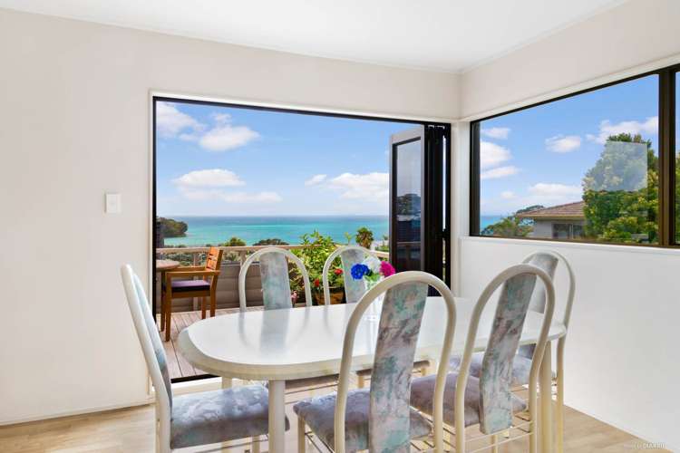 2/499 Beach Road Murrays Bay_5