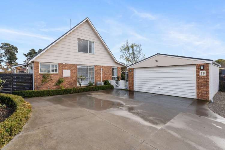 19 Glenbyre Place Bromley_0