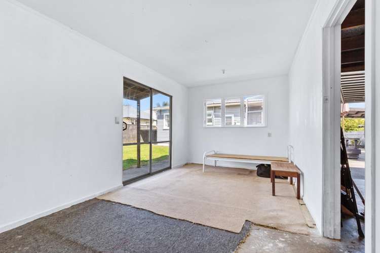 58 Parker Avenue Levin_20
