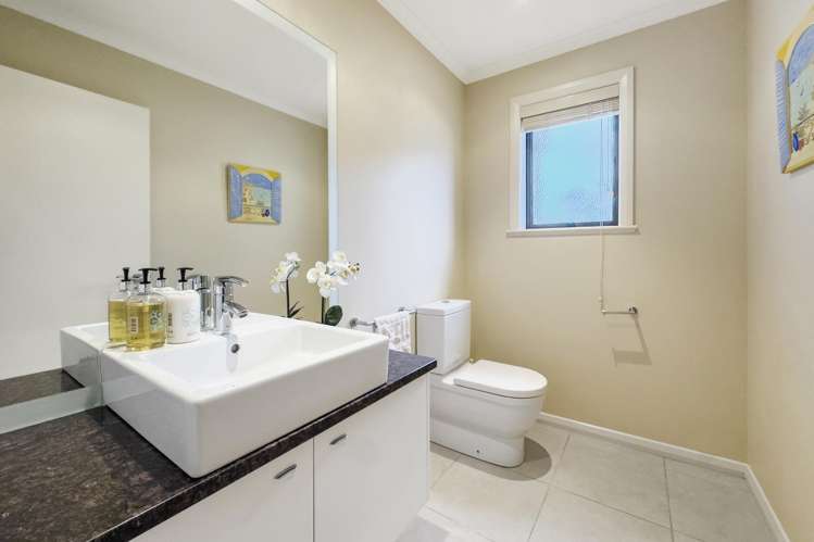 10 Ronaki Road Mission Bay_25