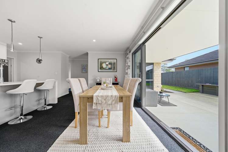 1 Captain Mitchell Drive_4