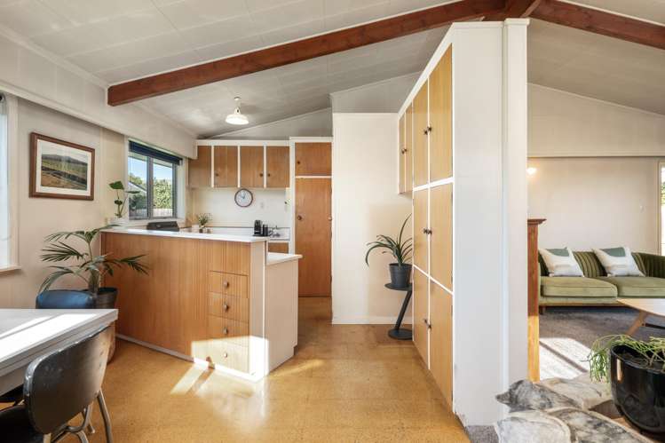 18 Newbourne Crescent Redwoodtown_7