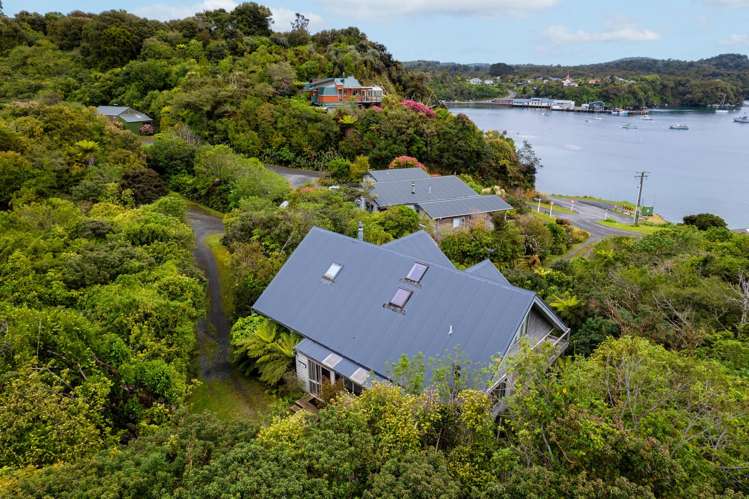 2a Petersons Hill Road Stewart Island_51