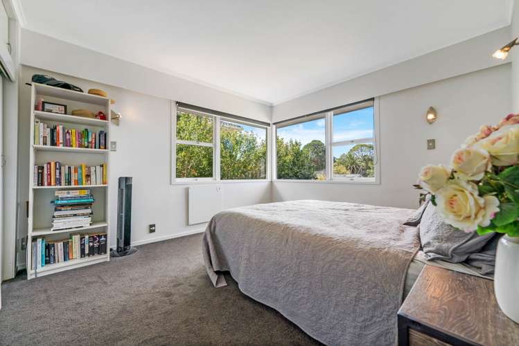 11 Blue Gum Rise Sunnyhills_18