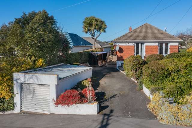 Brick & big yard & family home