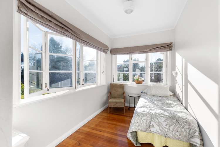 79 Savage Crescent West End_19