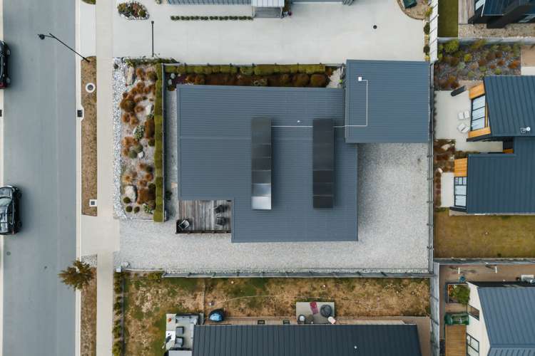 8 Campbell Road Wanaka_19