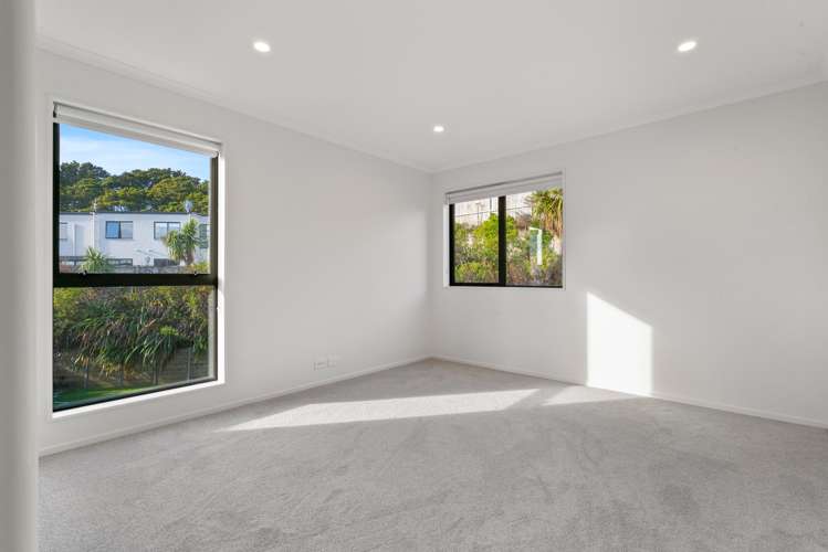 55 Matairangi Avenue Totara Heights_9