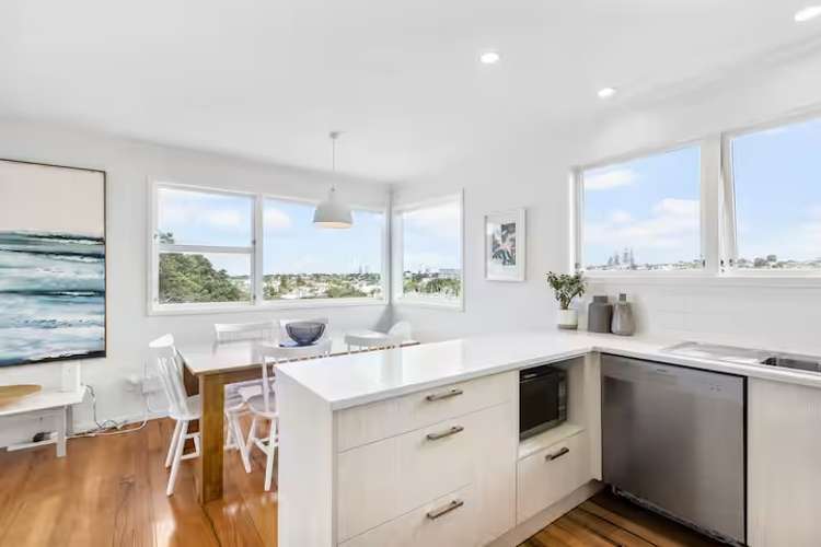 3/4 Beach Road Castor Bay_8