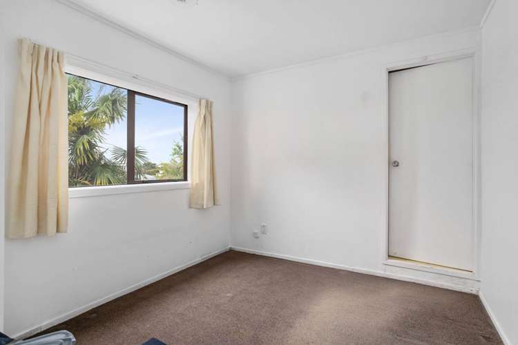 29 Noeleen Street Glenfield_9