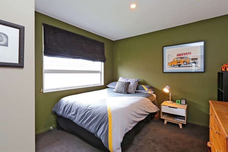 6 Anna Lane Raureka_11