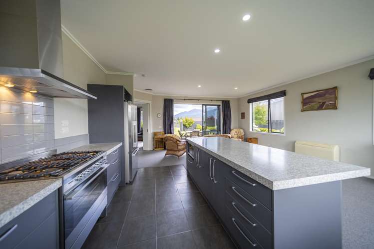 11 Acheron Way Te Anau_4