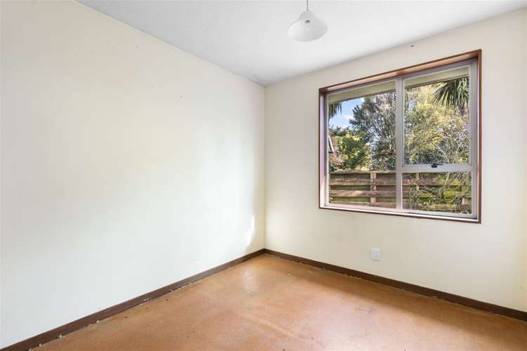 47 Oakley Crescent Hornby_10