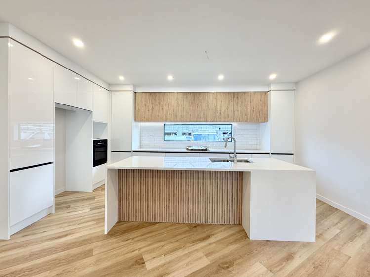 438 Te Taruna Drive_4