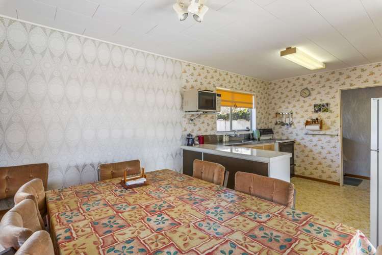 50 Queens Road Waikanae Beach_15