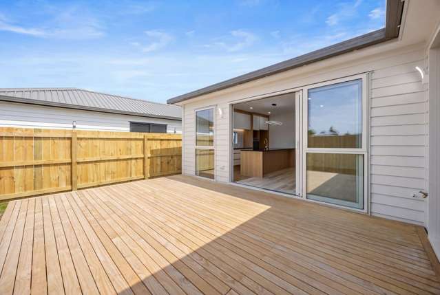 5 Tuwai Crescent Opaheke_3