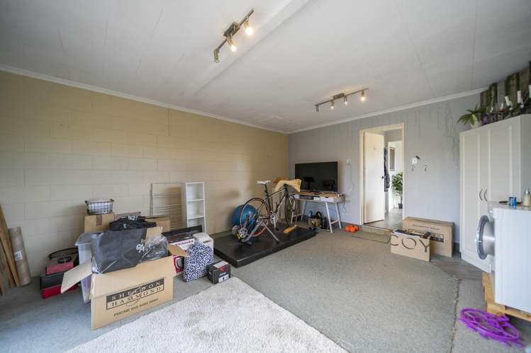 24 Howden Street Te Anau_19