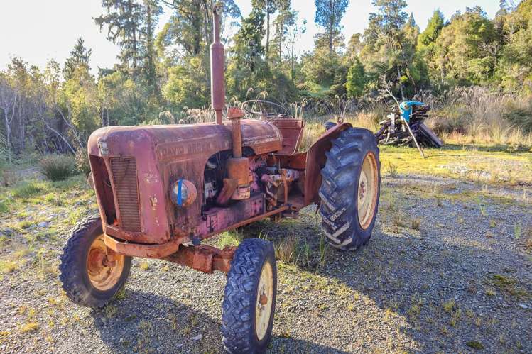 172 Clifton Road Kaiata_6