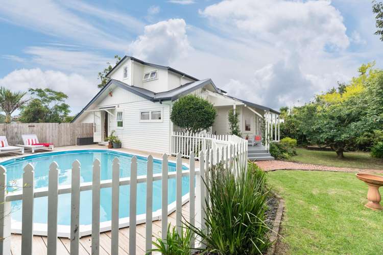 55 Commodore Drive Lynfield_6