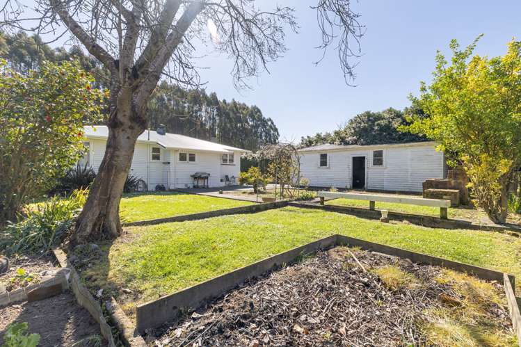 3740 State Highway 1 Hunterville_27