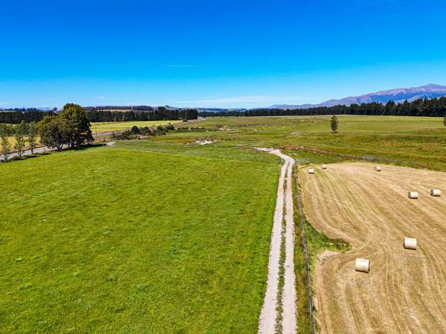 1542 Te Anau Mossburn Highway Te Anau Surrounds_3