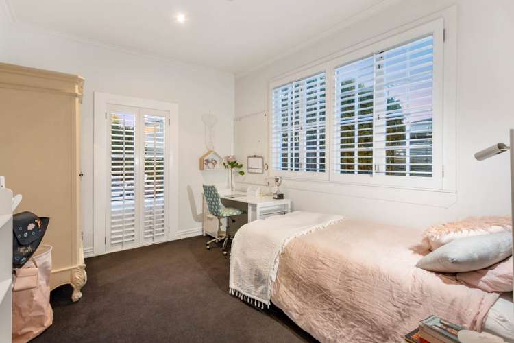 71 Beach Road Mellons Bay_55