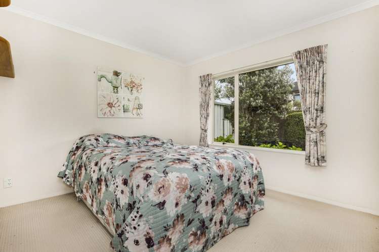 5 Greta Banks Place Wattle Downs_10