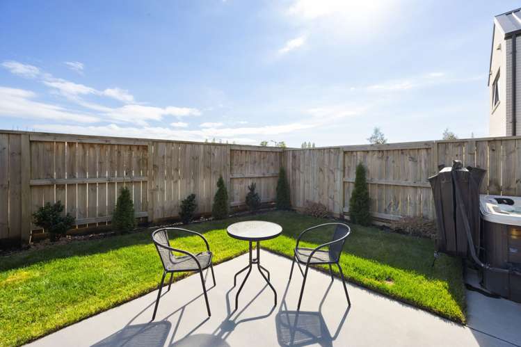 69 Waireka Road Rototuna North_15