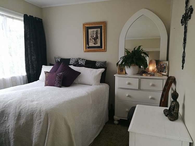 4 Card Crescent Featherston_7