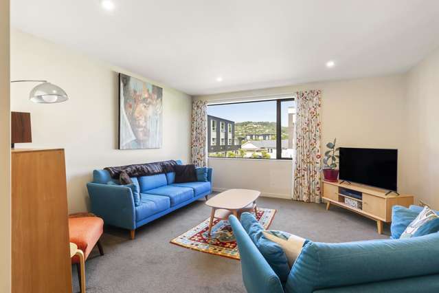 20/8 Thatcher Crescent Crofton Downs_2