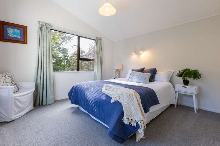 124 Renown Road Raumati South_12