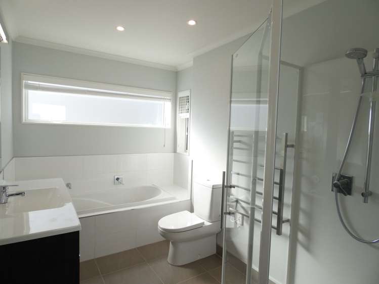 9 Liquidambar Drive Hobsonville_10