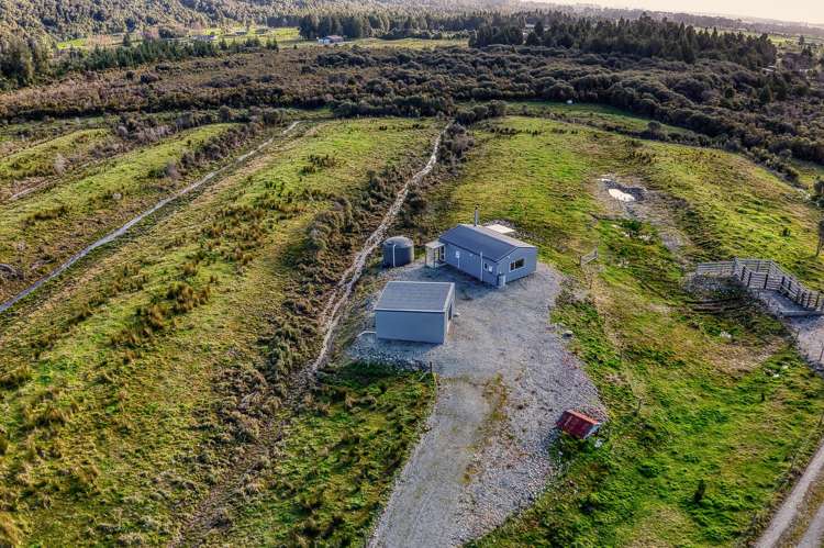 577 Blue Spur Road Hokitika_17